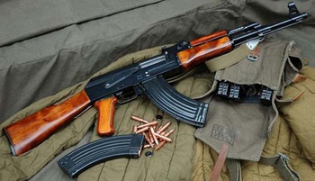 AK 47   foto cortesia wikipedia