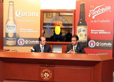 Logra el gobernador Humberto Moreira inversión de mega planta de la cervecería Modelo en Nava