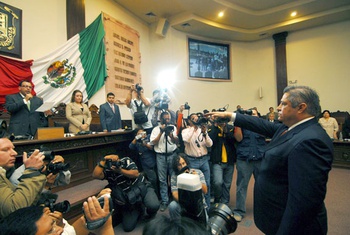 Jesús Torres Charles, rinde protesta como el nuevo Fiscal General del Estado de Coahuila.