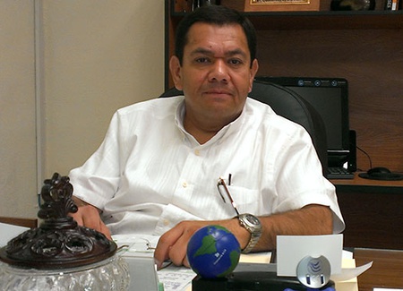 Jefe de la Jurisdicción Sanitaria 02, doctor Guillermo Herrera Téllez.