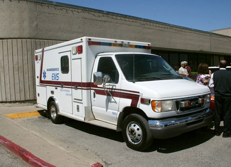 La ambulancia, totalmente equipada, fue donada a los bomberos de Piedras Negras, por Chad Foster, mayor de Eagle Pass, Texas.