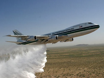 Boeing 747 supertanker foto Evergreen