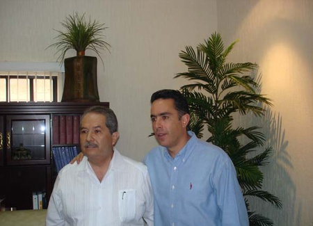 "Trata Estados Unidos a México como un hermano menor": senador Guillermo Anaya Llamas.