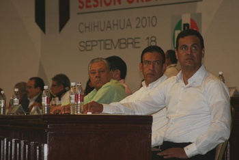El gobernador Humberto Moreira y el anfitrión el gobernador de Chihuahua José Reyes Baeza