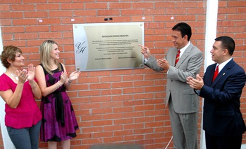 Inauguración de la Escuela Primaria de Nueva Creación en la colonia Los Pinos