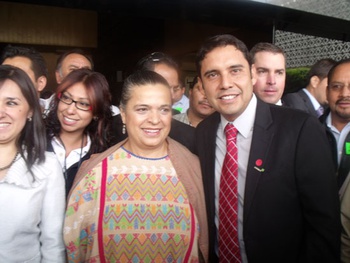 presidenta del CEN del PRI Beatriz Paredes y alcalde Antonio Nerio