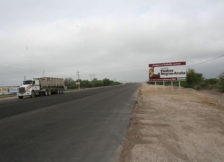 Avanzan los trabajos de la modernización de la carretera Piedras Negras-Ciudad Acuña