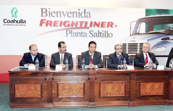 El gobierno de la gente consolida una magna inversión más para Coahuila con la planta FREIGHTLINER de tractocamiones