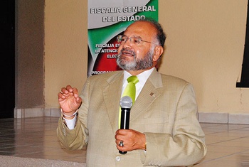 Manuel Horacio Cavazos Cadena Fiscal Especial para la Atención de los Delitos Electorales en el Estado de Coahuila.