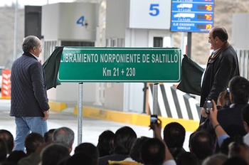 Inauguran el presidente Felipe Calderón y el gobernador Rubén Moreira, Libramiento Norponiente en Saltillo