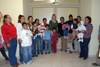 La señora Vanessa de Moreira, Presidenta de los Patronatos DIF y Voluntariado Coahuila, dio inicio a la segunda etapa del  programa “Unidos por una Sonrisa”.