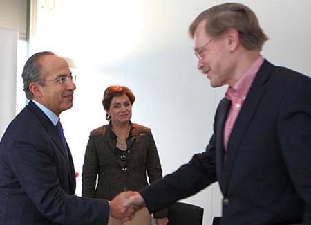 El presidente de México, Felipe Calderón, y el presidente del Banco Mundial, Robert Zoellick
