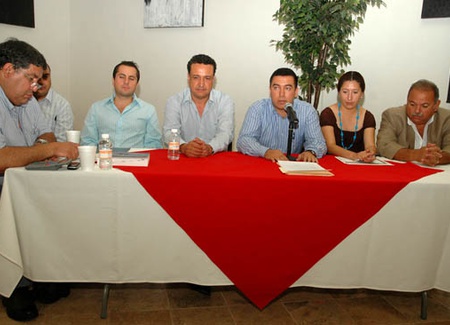 Inaugura alcalde Raúl Vela reunión sobre la ley de ingresos 2009