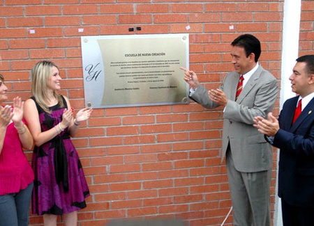 Inauguración de la Escuela Primaria de Nueva Creación en la colonia Los Pinos