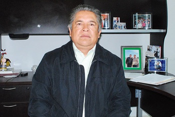 Profr. José Luis Coronado Rivera, director de educación municipal.