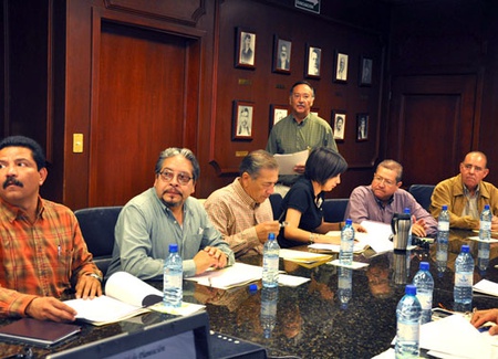 Se reunió en Sala de Cabildo el Comité de Planeación para el Desarrollo Municipal, presidido por el Alcalde Raúl Vela Erhard, con el fin de analizar y validar la propuesta de inversión para el 2009.