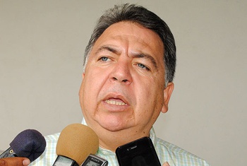 Alcalde Alberto Aguirre Villarreal.