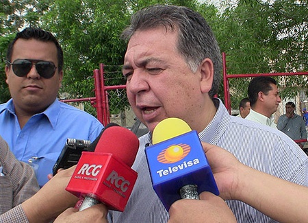 El presidente municipal de Acuña, Alberto Aguirre Villarreal, afirmó que se supenderá la difusión de publicidad del municipio.
