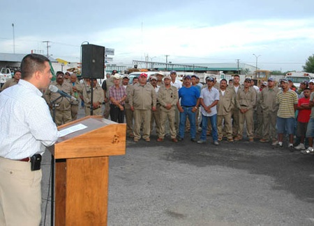 Se reúne alcalde Raúl Vela Erhard con personal sindicalizado de obras públicas municipales