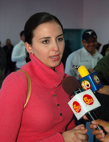 La presidenta del sistema DIF, la señora Anateresa Villaseñor de Nerio.