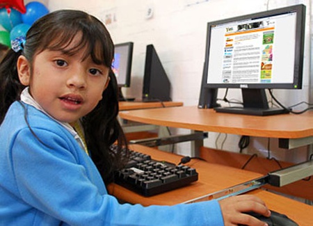 niños y niñas usan ya en escuelas de la Delegación  Coyoacan, en el  DF el software educativo Brain POP