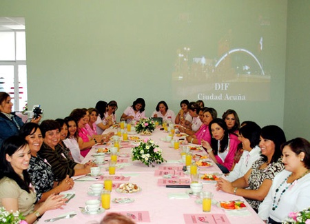 Reunión de presidentas y primeras damas del DIF región norte