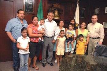 Supervisa el alcalde Jesús Mario Flores Garza trabajos en villa de fuente