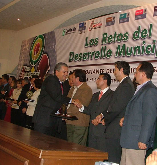 Recibirá el presidente de la republica Felipe Calderón a los alcaldes de los 25 municipios  que ganaron el premio nacional por buen gobierno, 15 de ellos de Coahuila