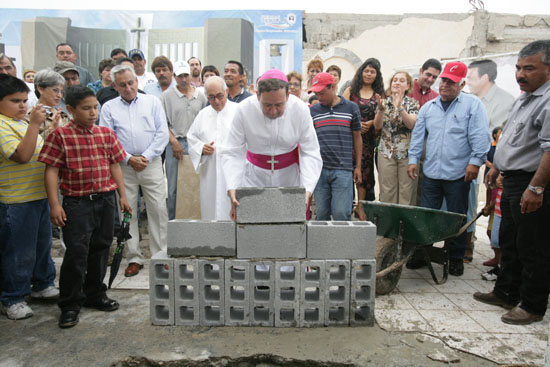 El gobierno del estado y la comunidad de Villa de Fuente inician reconstrucción de iglesia del Sagrado Corazón de Jesús