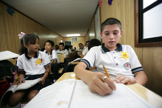 Reanudan actividades escolares en Villa de Fuente