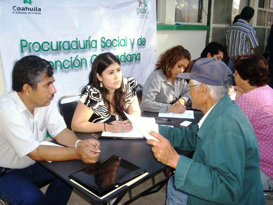 Más de mil 200 peticiones de apoyo se recibieron en la audiencia pública regional del sector salud en La Laguna