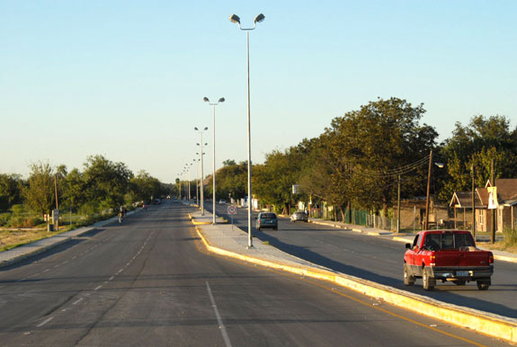 El remozamiento que se dio al Buelvar Centenario en Piedras Negras, agiliza el tráfico vehicular