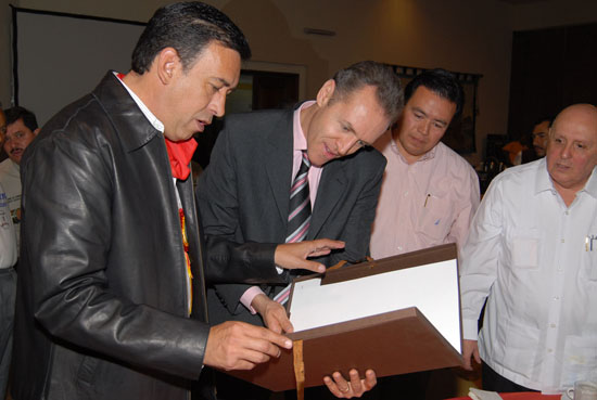 El gobernador encabezó la presentación del Museo de la Cultura Taurina
