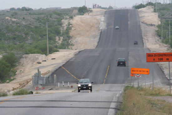 Avanzan los trabajos de la modernización de la carretera Piedras Negras-Ciudad Acuña