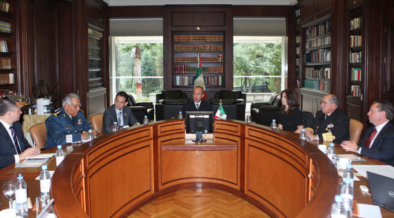 El Gabinete de Seguridad presenta al Presidente Calderón el seguimiento de las acciones en materia de seguridad