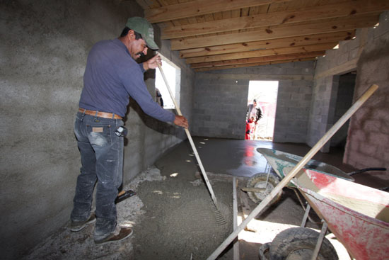 En Múzquiz, Coahuila se mejorarán las condiciones de 6 mil viviendas con el programa piso firme