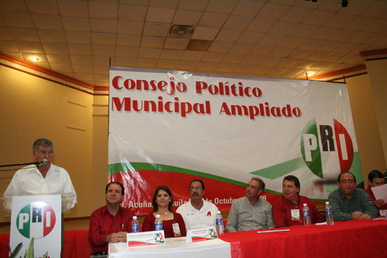 Encabezan Rubén Moreira y Alberto Aguirre consejo político del PRI en Acuña 