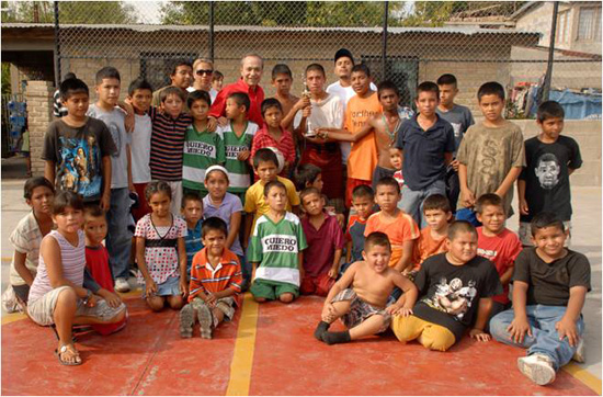 “Pepe Gol” fomenta el deporte entre cientos de niños y jóvenes de la ciudad 