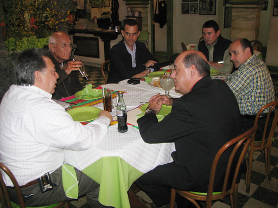 Se reúne alcalde electo Alberto Aguirre con funcionarios del INDAABIN 