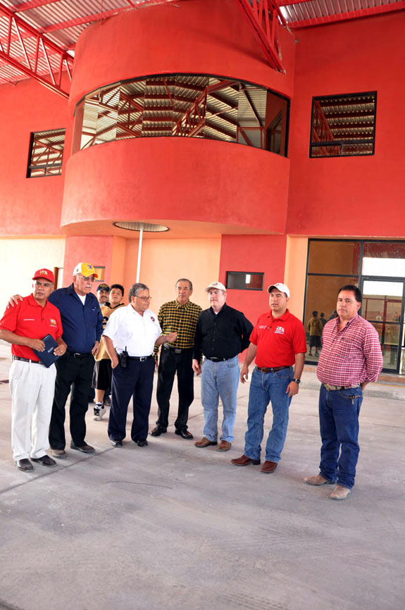  Analiza Raúl Vela requerimientos técnicos y de mobiliario de la nueva central de bomberos