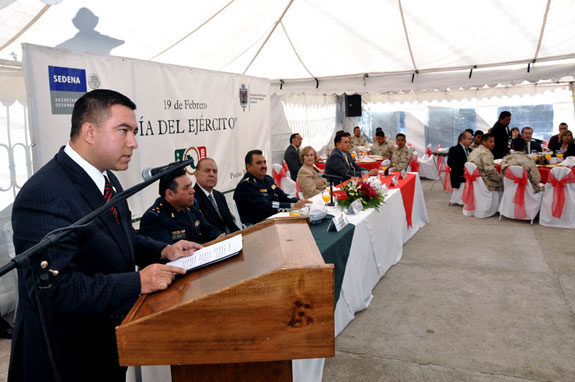 Celebra gobierno municipal el Día del Ejército Nacional
