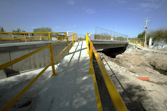 Gran funcionalidad tienen los puentes de Frontera a dos años que entraron en operación