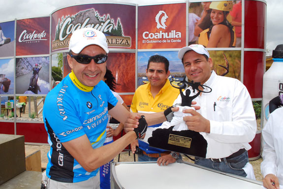 Apoya el gobierno de Coahuila la primera carrera internacional de ciclismo de montaña “La Polvareda 2009”