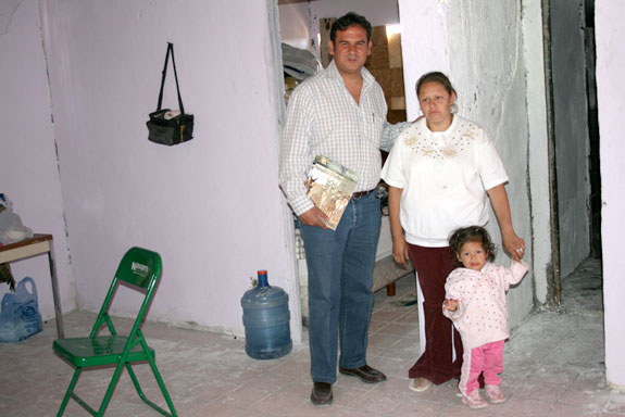 Ayuda Fundación RCG a familia que pierde su vivienda en incendio en Ciudad Acuña, Coahuila