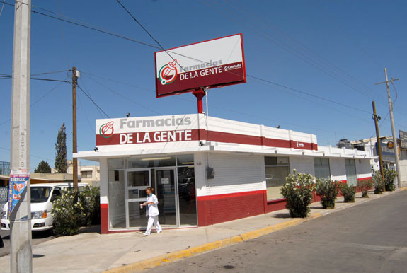 Tercer Mega Farmacia de la Gente, en Saltillo, Coahuila, ubicada en Valdés Sánchez y Dionisio García Fuentes.