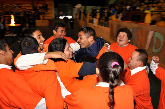 Inaugura Raúl Vela primera Mini Paraolimpiada Regional de Convivencia 2009
