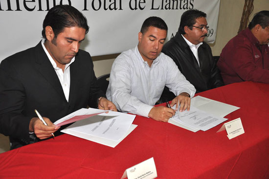 El alcalde Raúl Vela destacó que en estrecha colaboración con el Gobierno del Estado, en Piedras Negras se instrumentan herramientas para la construcción de una mejor ciudad 