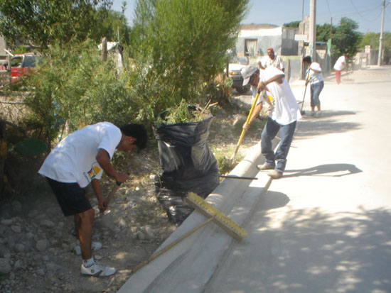 Continúa fundación RCG ayudando a familias de ciudad Acuña