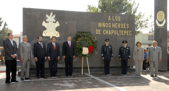 Autoridades civiles y militares conmemoran el 162  Aniversario de la Defensa del Castillo de Chapultepec 