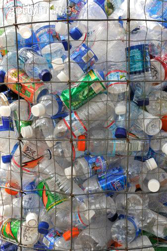 Continua el plan de recoleccion de plastico en las escuelas 